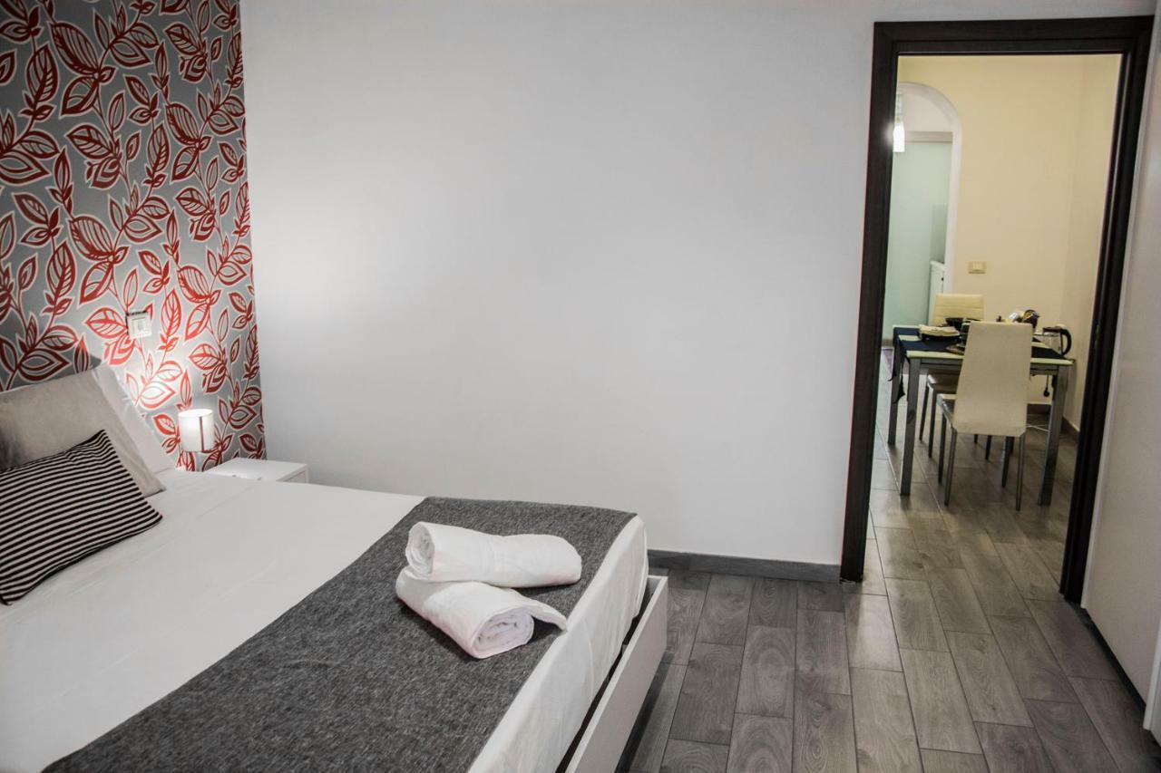 A Casa Nel Borgo Appartement Napels Buitenkant foto